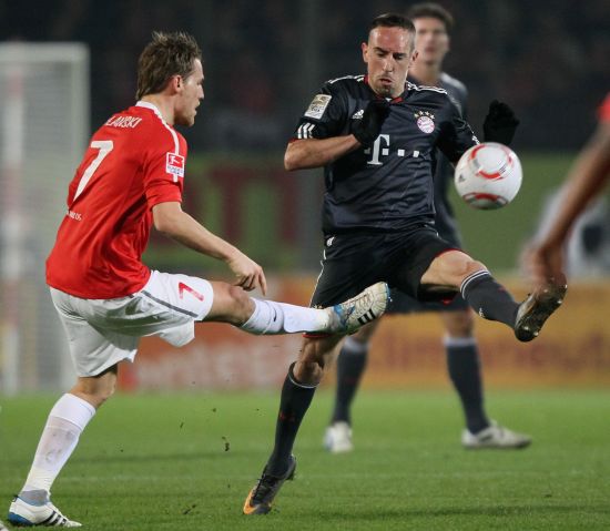 我们也需谨 我们也需谨